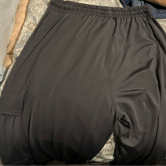 SHEIN Women’s Charcoal and Navy Jogging Cargo Pants - Picture 11 of 14